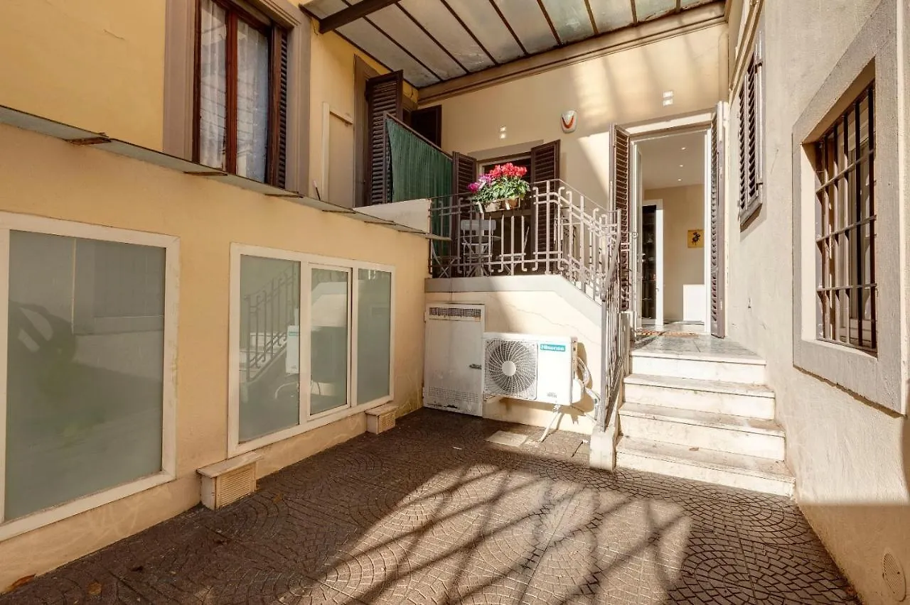 Central Berchet With Terrace And Private Entrance Apartment Florence Italy