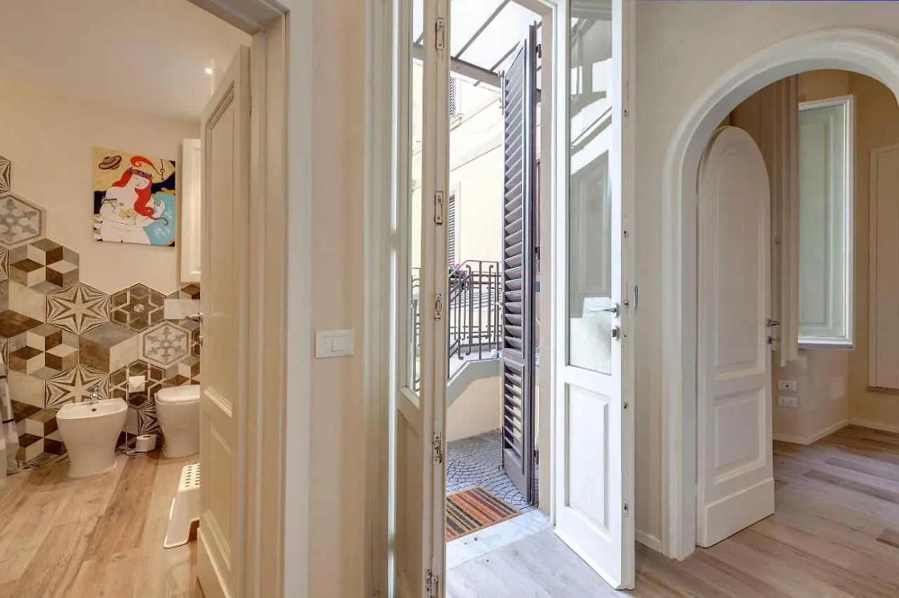 Central Berchet With Terrace And Private Entrance Apartment Florence Italy