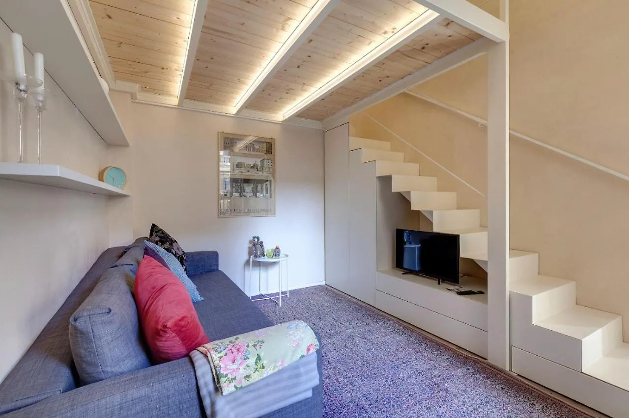 Central Berchet With Terrace And Private Entrance Apartment Florence